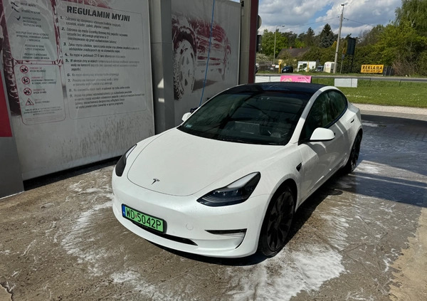 Tesla Model 3 cena 180000 przebieg: 29500, rok produkcji 2022 z Zielonka małe 277